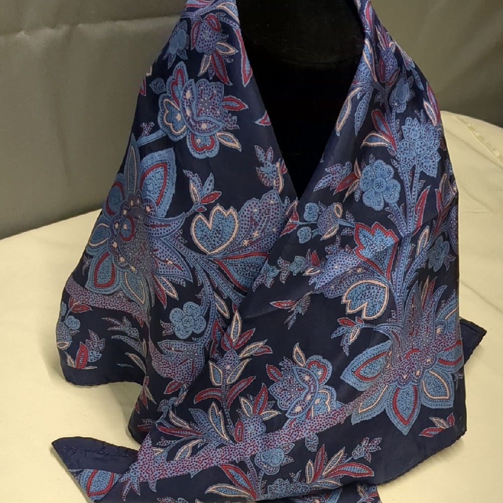 Vintage Floral Blue Patterned Scarf
